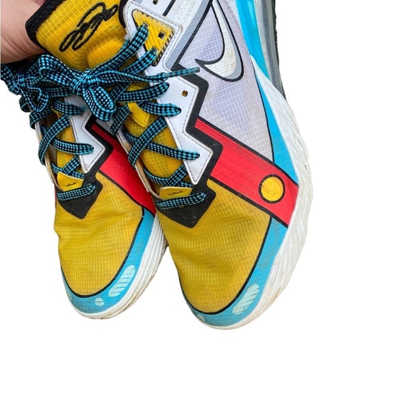 Nike LeBron 18 Low Stewie Griffin Size 9 - Picture 8 of 13